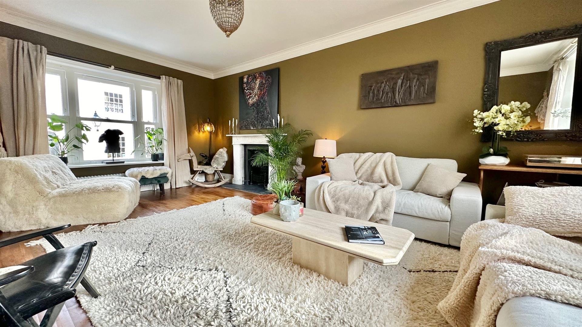 4 bed property in High Street, Hastings